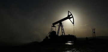 Oil prices nearing 'capitulation', Goldman Sachs says