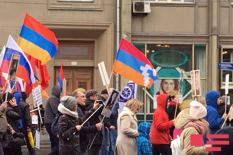 Armenian Diaspora commits provocation in Immortal Regiment march in Moscow
