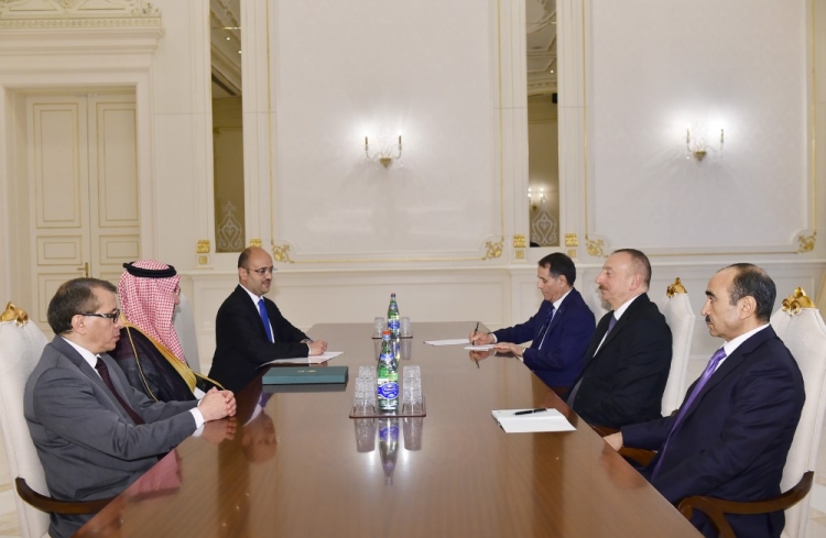 President Ilham Aliyev received Saudi Minister of State for Gulf Affairs