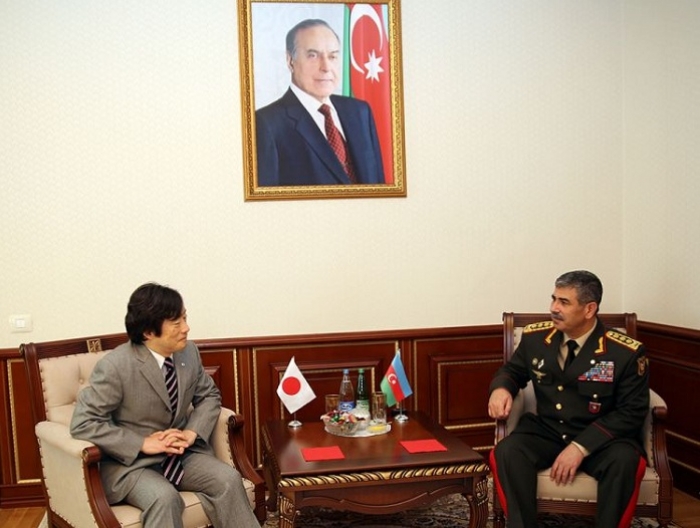 Azerbaijani Defense Minister meets with Japanese Ambassador