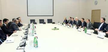 Azerbaijan, Qatar discuss establishment of joint investment fund