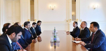 Ilham Aliyev receives UAE foreign minister 