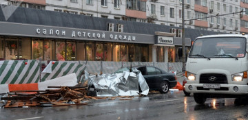 Storm in Moscow storm kills six people in Moscow