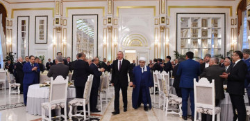 Ilham Aliyev attends Iftar ceremony on occasion of Ramadan