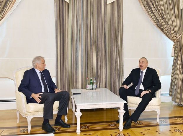 President Ilham Aliyev receives former French PM