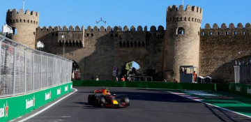 F1 in Baku: Daniel Ricciardo wins Azerbaijan Grand Prix