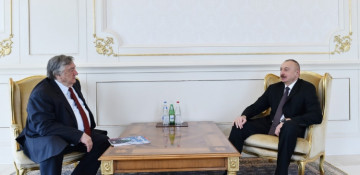 President Ilham Aliyev receives editor-in-chief of Russian “Zavtra” newspaper