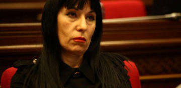 Naira Zohrabyan: Armenian citizen does not feel protected by Constitution