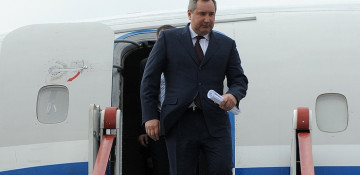 Russian official slams Romania's airspace refusal as ploy against Moldovan leader 