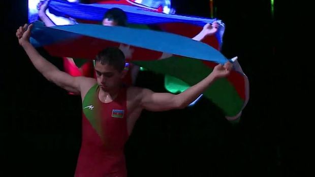 Azerbaijani becomes world champion defeating Armenian - PHOTOS