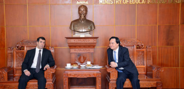 Azerbaijan, Vietnam discuss cooperation in educational field