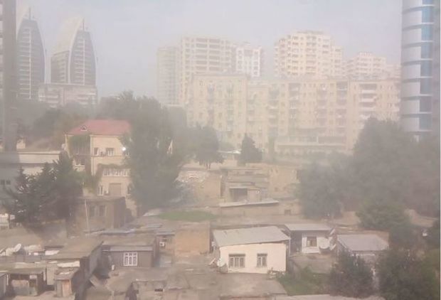 Baku ridding of dust haze
