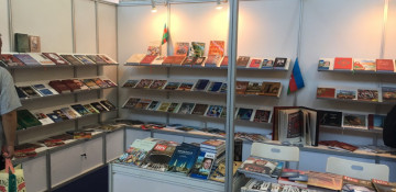 Books promoting Azerbaijan displayed at Beijing festival