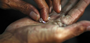 World's first diamond futures exchange starts trading in India