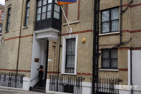 Azerbaijanis hold protest action in front of Armenian embassy in UK
