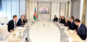 SOCAR, Statoil discuss development of 