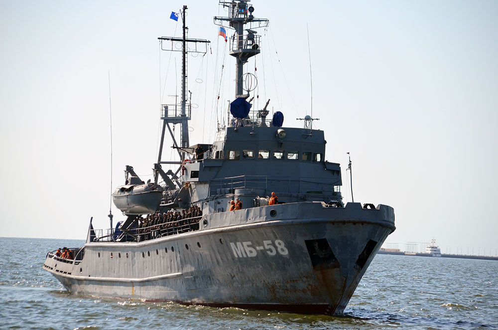 Warships of the Caspian Flotilla arrive in Baku 