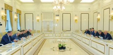 Azerbaijani, Saint Petersburg legislative bodies sign protocol