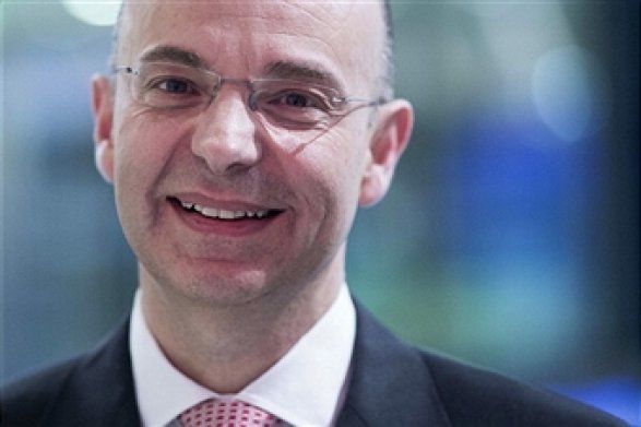 Coca-Cola’s bottling business CEO dies