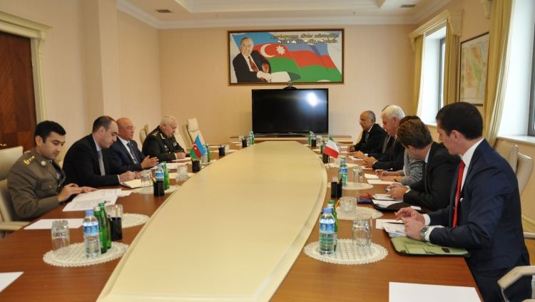 Minister Kamaleddin Heydarov meets with CEO of Italian Leonardo company
