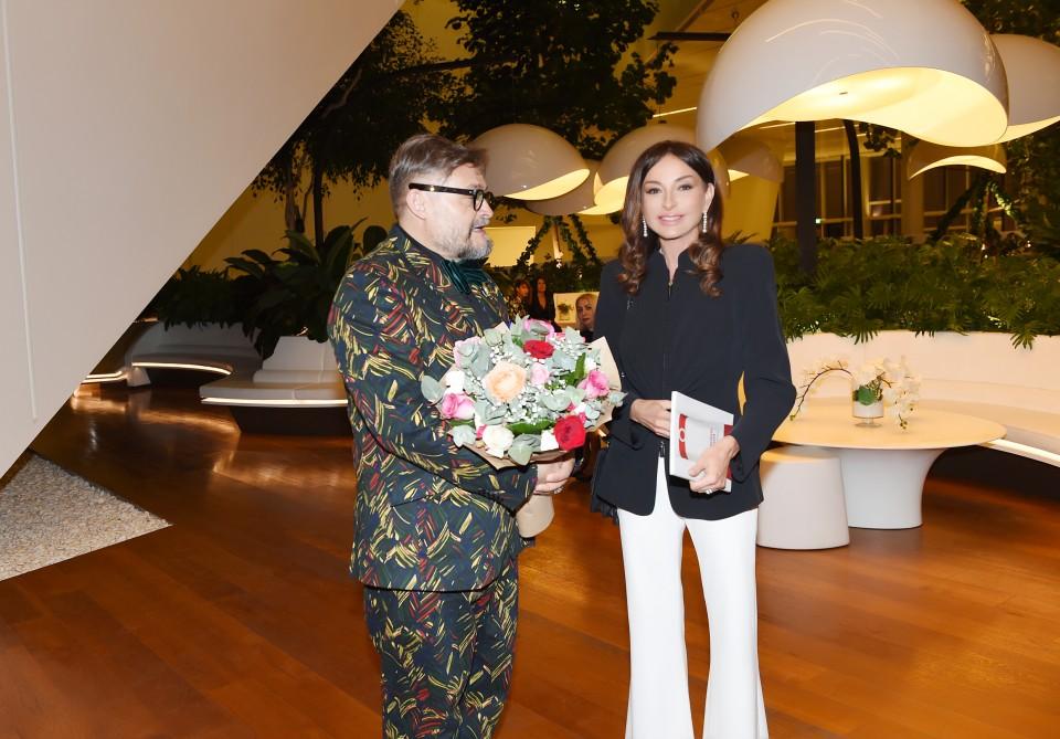 First VP Mehriban Aliyeva attends opening ceremony of exhibition Modernism and Fashion