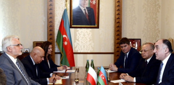 Azerbaijan, Poland enjoy high-level political ties