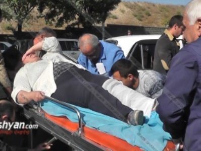 4 hospitalized in Yerevan car accident 