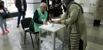 Azerbaijani CEC reps observe local elections in Georgia