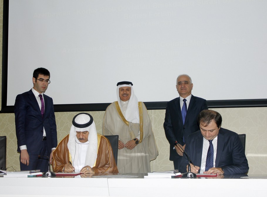Azerbaijan, Arab States of the Gulf sign three MOUs