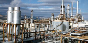 Six killed, 2 injured in Tehran refinery blaze