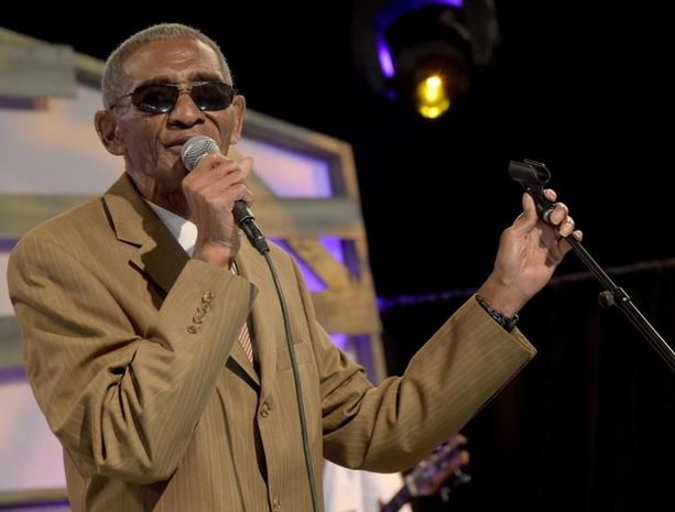Robert Knight, original 'Everlasting Love' singer, dies at 72