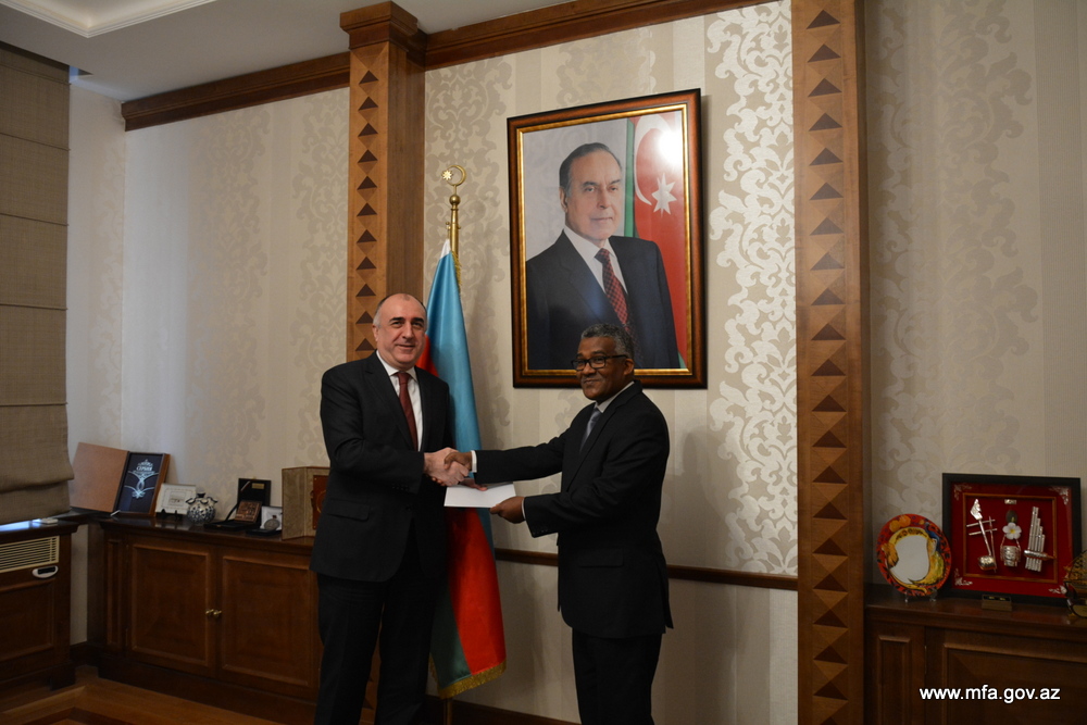 Azerbaijani FM receives incoming Sudan ambassador