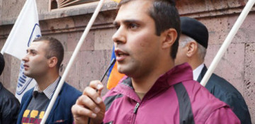 Armenian oppositionist reportedly beaten in jail