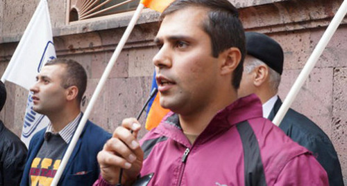 Armenian oppositionist reportedly beaten in jail