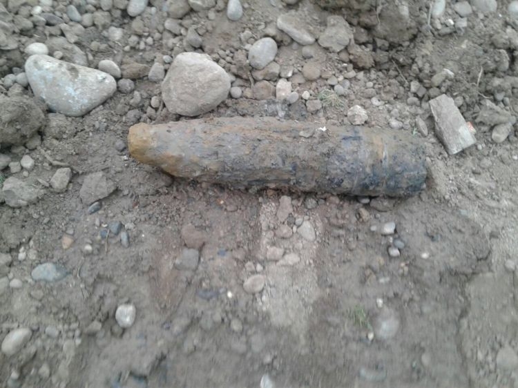Artillery shell found in center of Beylagan city