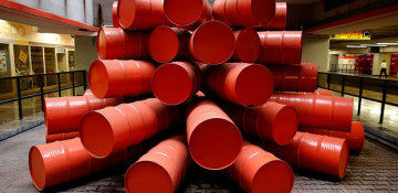 Oil prices soar in world market