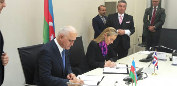 Azerbaijan, UK sign co-op protocol