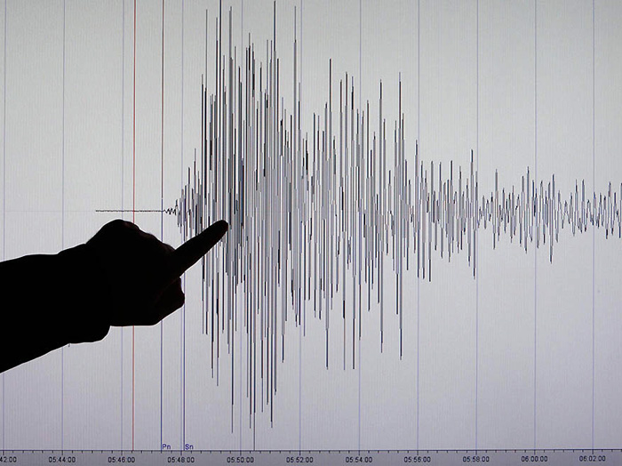 5.2-magnitude quake hits Iran
