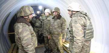 Defense minister checks state of combat readiness of units in frontline zone