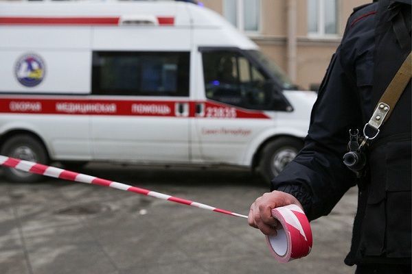 Blast injures ten in St. Petersburg shop, 50 evacuated