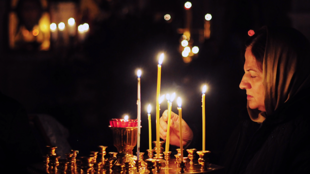 Holiday hope: A glimpse of Christians, Muslims at peace