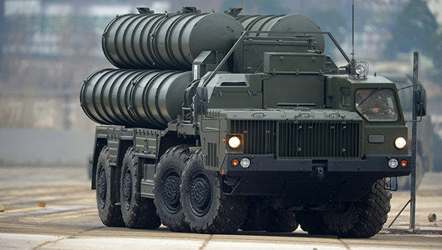 Turkey, Russia sign S-400 missile defense system deal