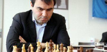 Shakhriyar Mammadyarov gets into FIDE top three