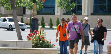 Record high number of tourists visited Azerbaijan in 2017