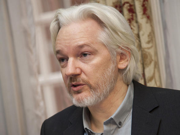 Ecuador grants Assange citizenship, seeks solution with Britain