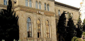 Azerbaijan restricts right of 14,000 debtors to leave the country