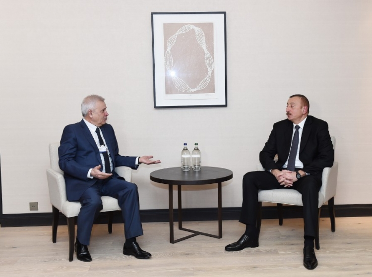 President Ilham Aliyev met with LUKOIL president in Davos