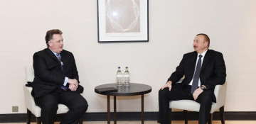 President Ilham Aliyev met with vice president of Chevron Corporation