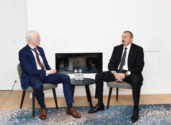 President of Azerbaijan continues meetings in Davos