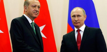 Erdogan, Putin discuss Syria over phone
